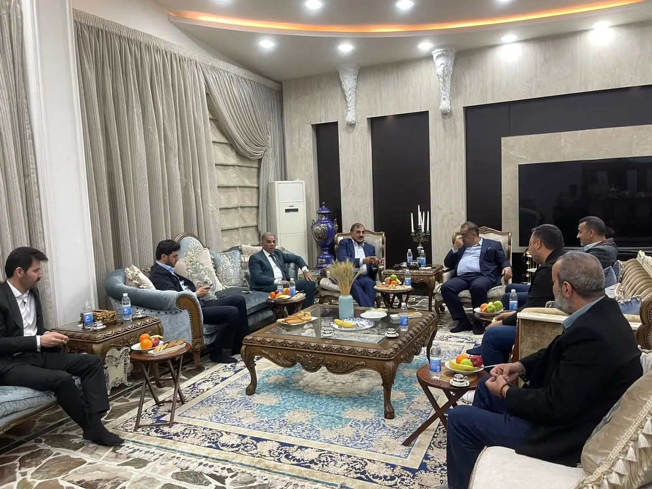 رئيس مجلس الأعمال العراقي التركي يستقبل رئيس الجانب التركي وعددًا من الشركات التركية والعراقية